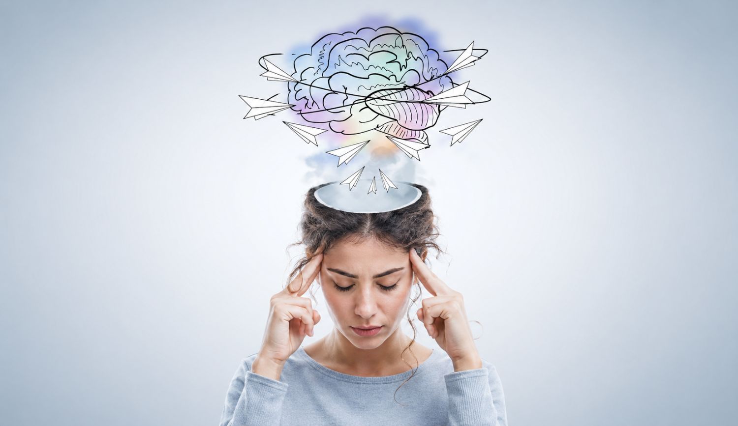 Woman with brain fog representing the histamine brain fog mechanism and cognitive symptoms like slow thinking and word-finding difficulty.